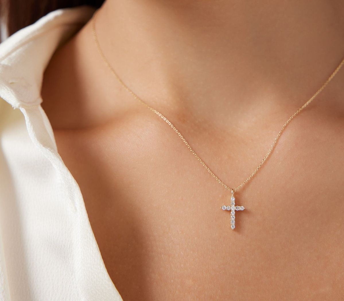 CRUX M | COLIER CU CRUCE DIN ARGINT 925 PLACAT CU AUR 14K SAU RODIU