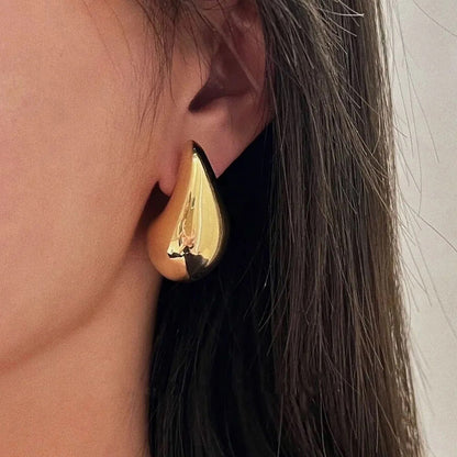 Thalia M, cercei lacrima din otel inoxidabil placat cu aur 18k, detaliu produs 4